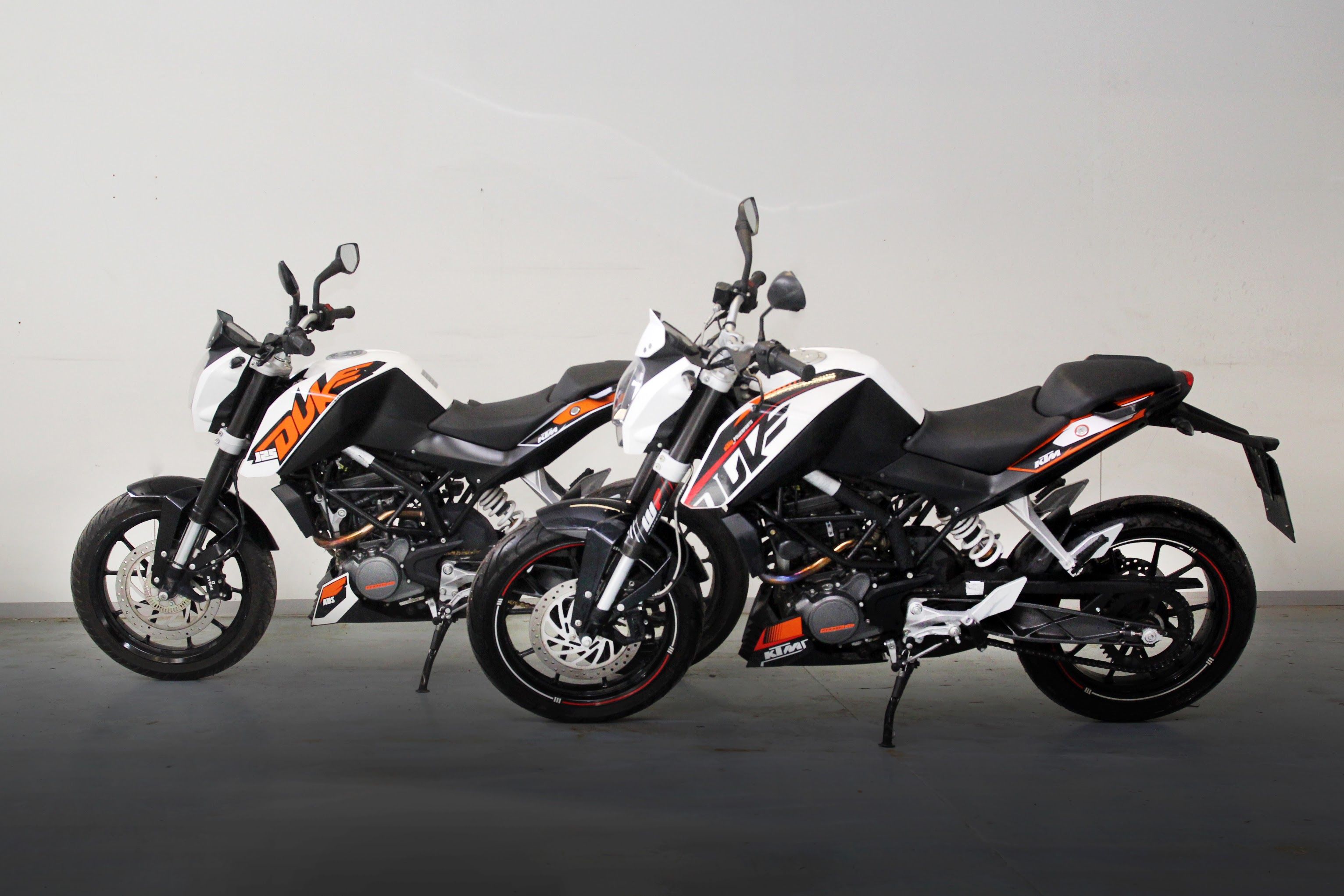 Kevytmoottoripyöräkurssi harjoitusluvalla kortilliselle